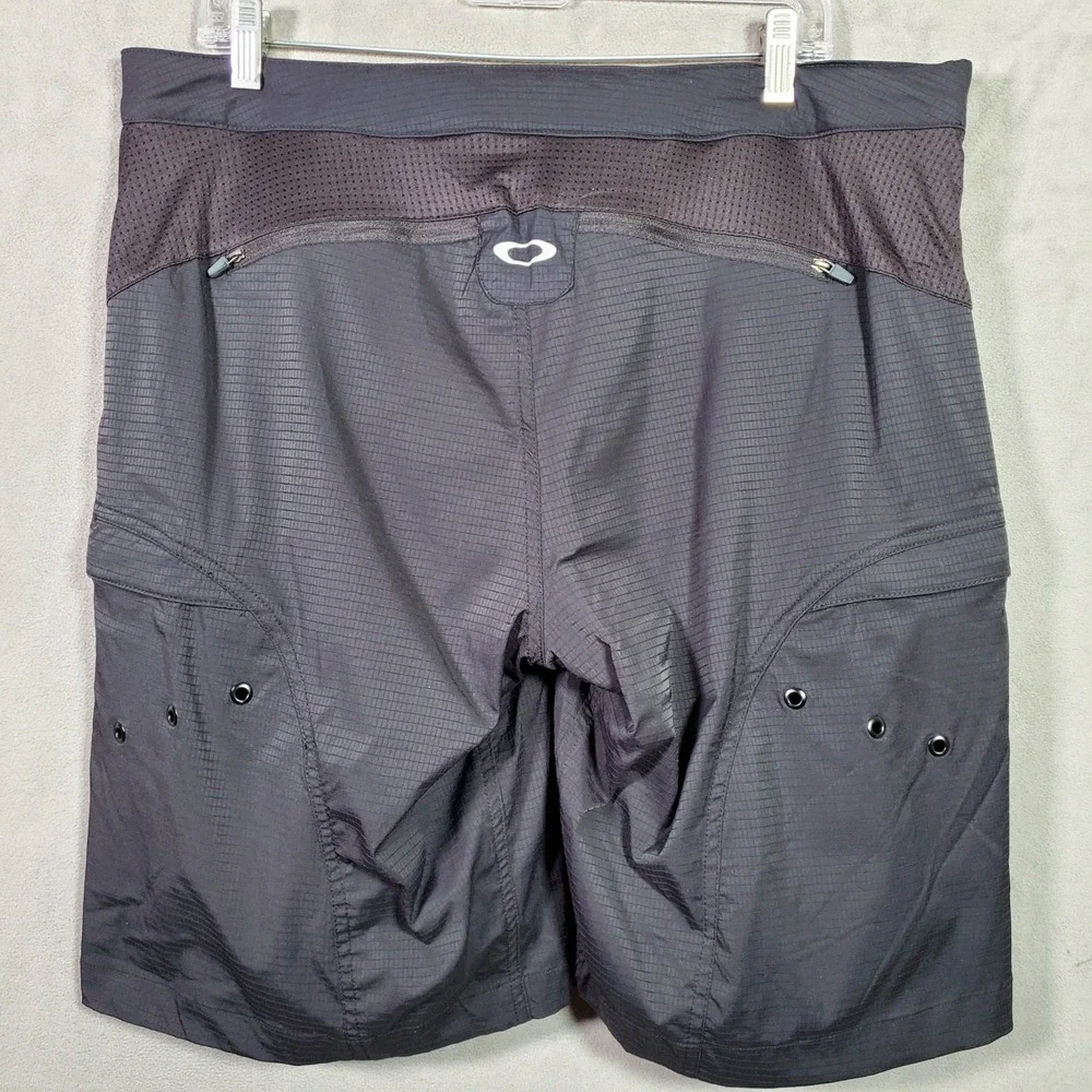 Oakley keywords gorpcore
